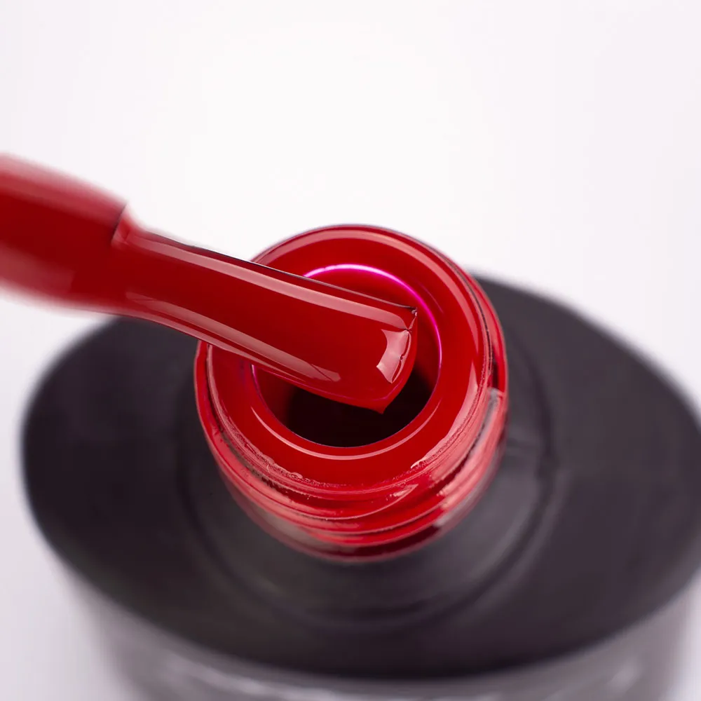 Komilfo Deluxe Dusk D304 smalto semipermanente 15 ml rosso