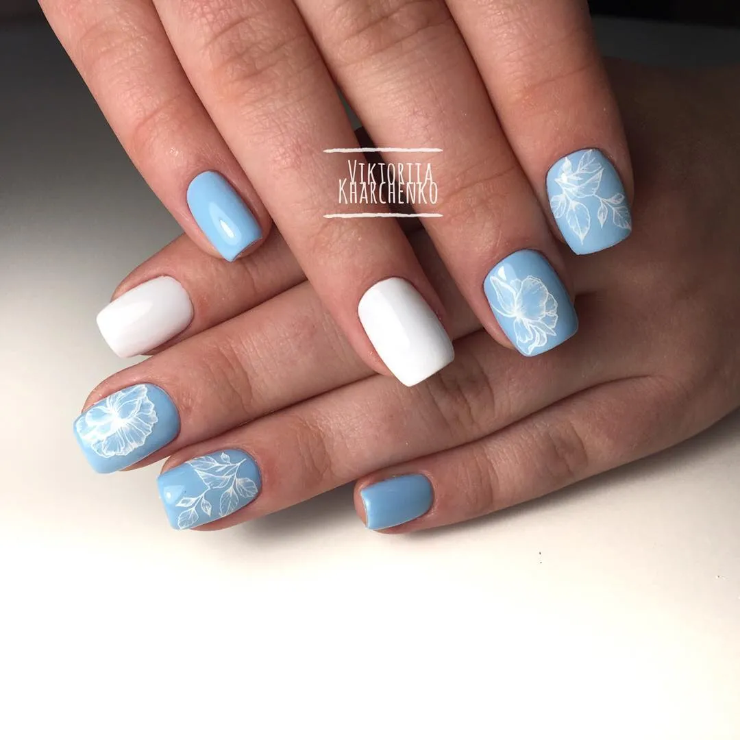 Komilfo Deluxe D134 smalto semipermanente 8 ml blu scuro