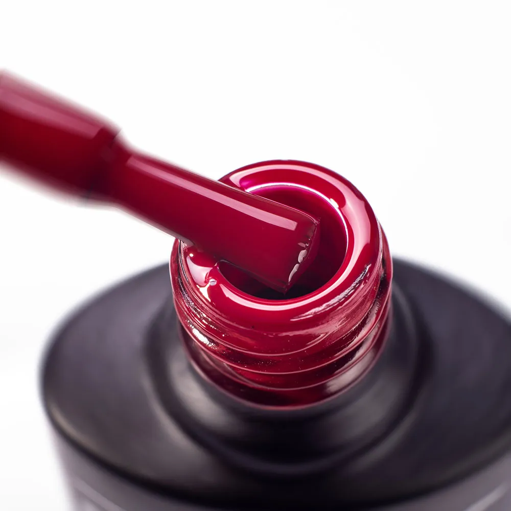 Komilfo Deluxe D089 smalto semipermanente bordeaux smaltato 8 ml