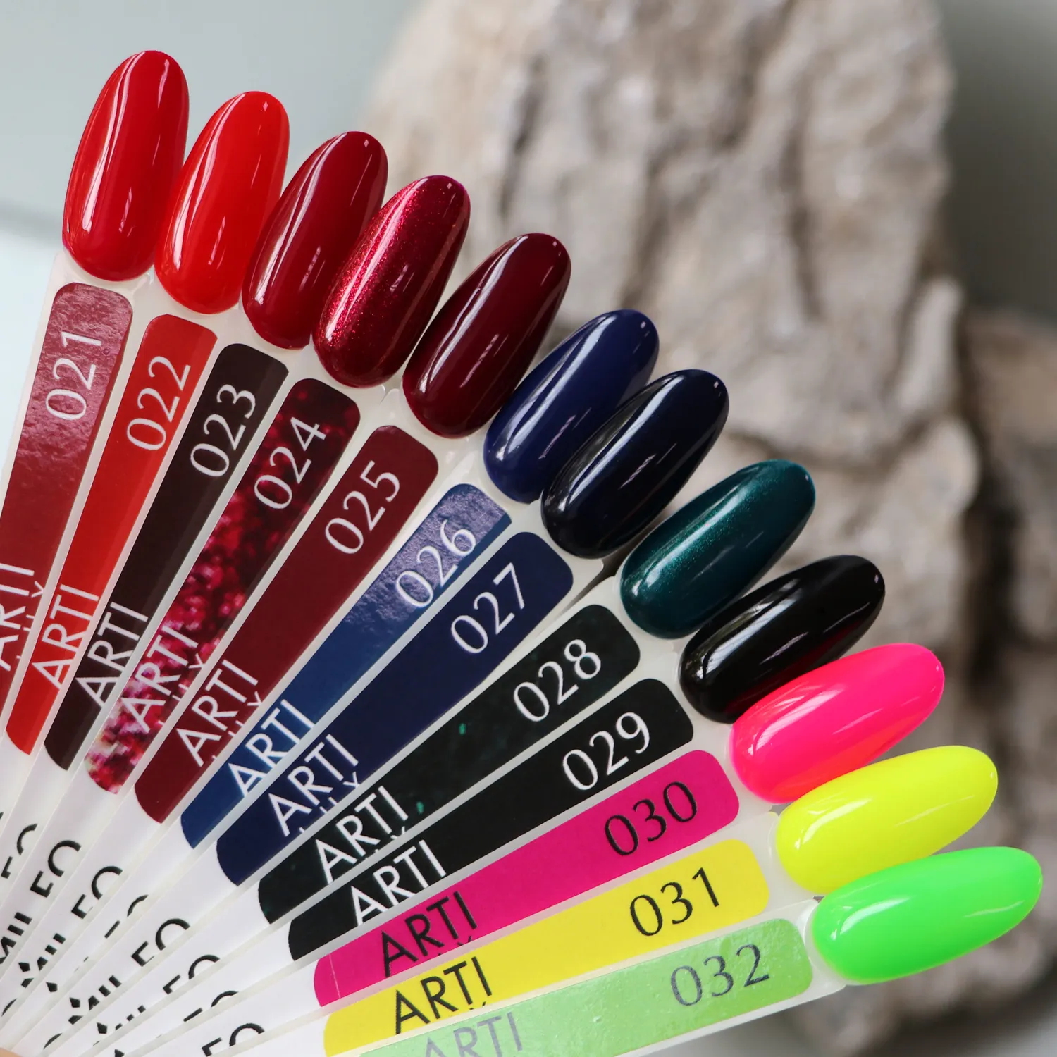 Komilfo ArtiLux 026 smalto blu scuro 8 ml