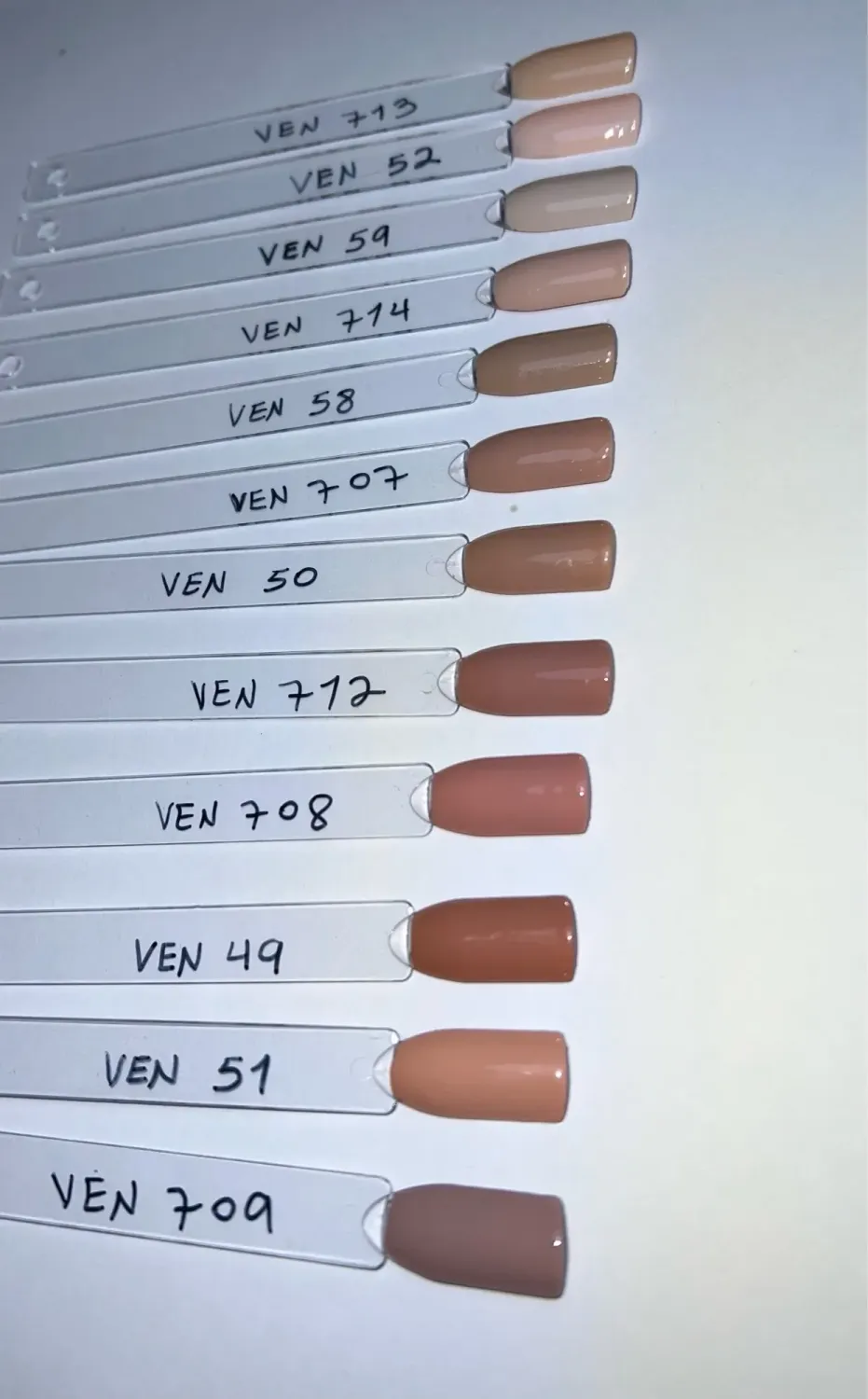 Venalisa Milky Coffee Z0515 smalto gel 12 pezzi nude