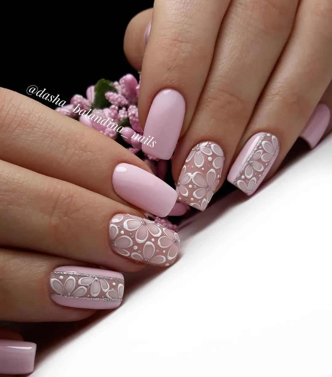 Komilfo Deluxe D211 smalto gel 8 ml rosa lilla chiaro