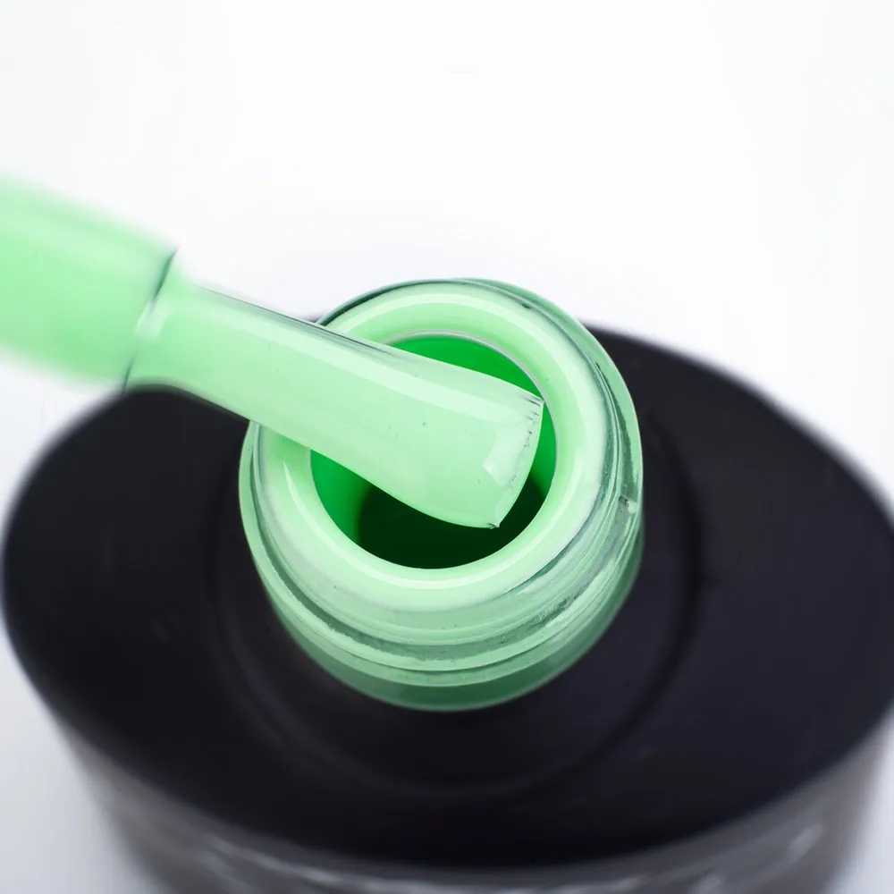Komilfo Deluxe D191 smalto semipermanente 8 ml verde menta smalto