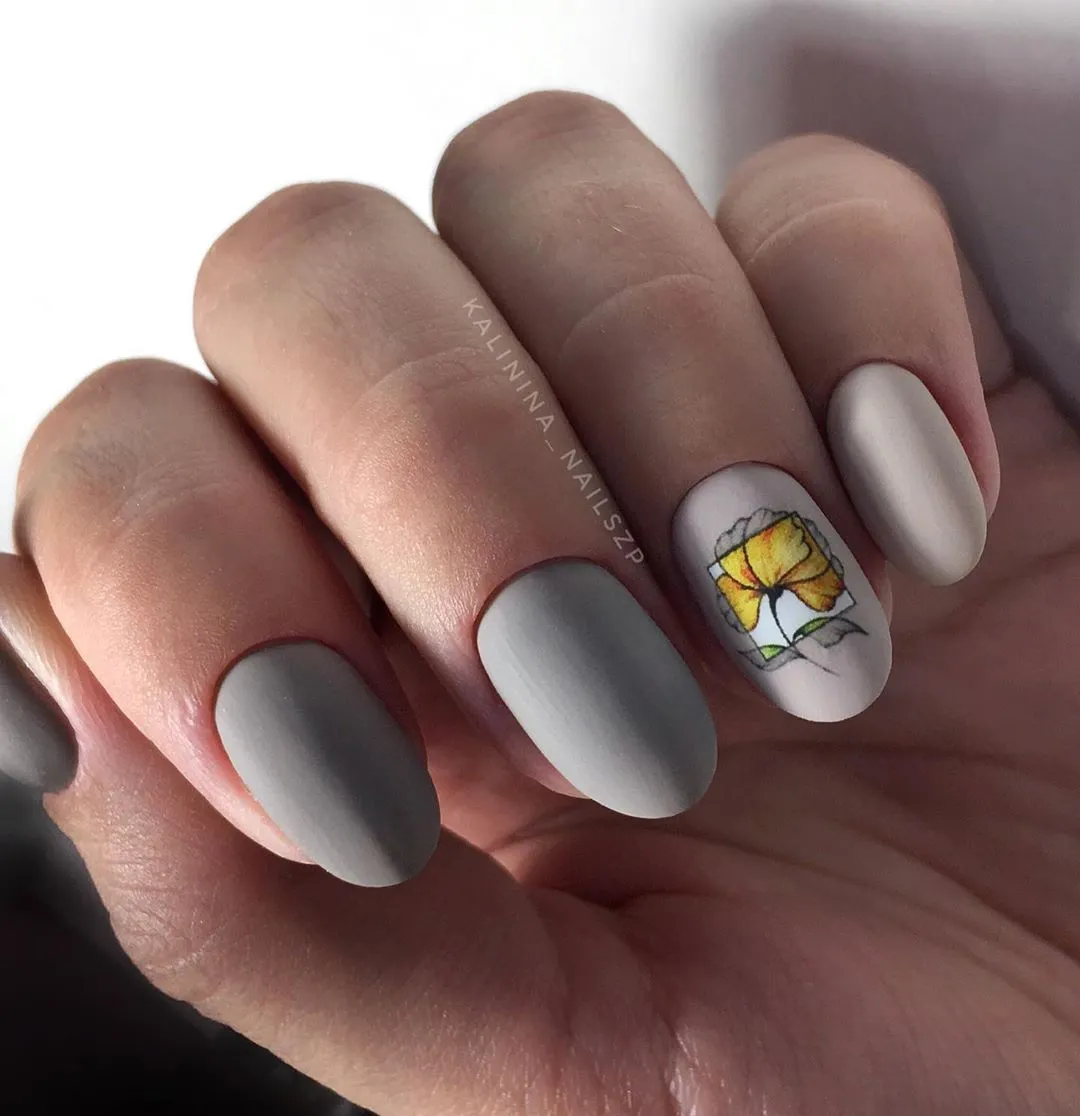 Komilfo Deluxe D069 smalto semipermanente beige grigio 8 ml coprente