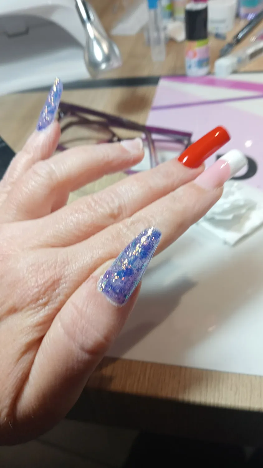 Diva Nails Corso Ricostruzione Unghie Napoli in Sede Completo