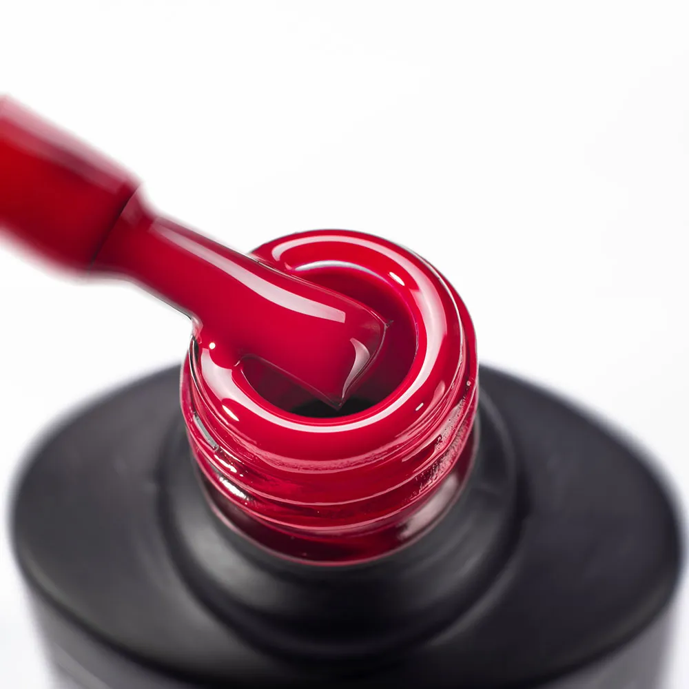 Komilfo Deluxe Series D087 smalto semipermanente 15 ml rosso scuro