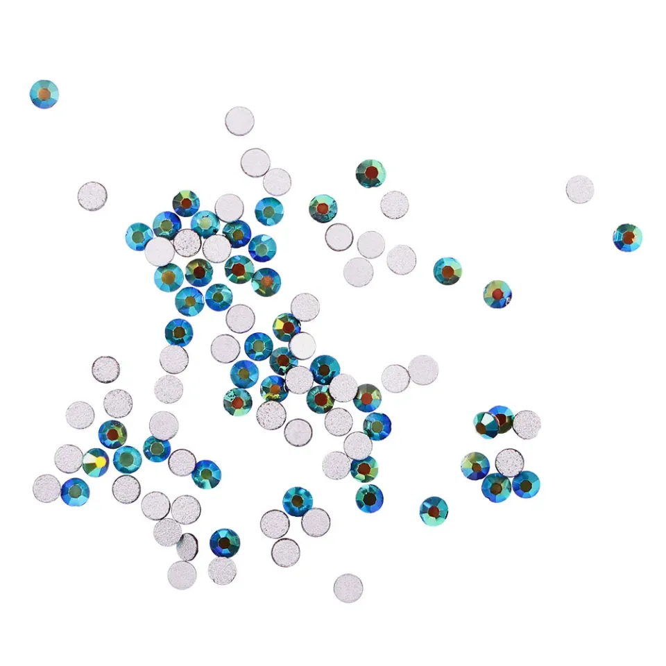 Komilfo Rhinestones strass nero AB 100 pz misura 4