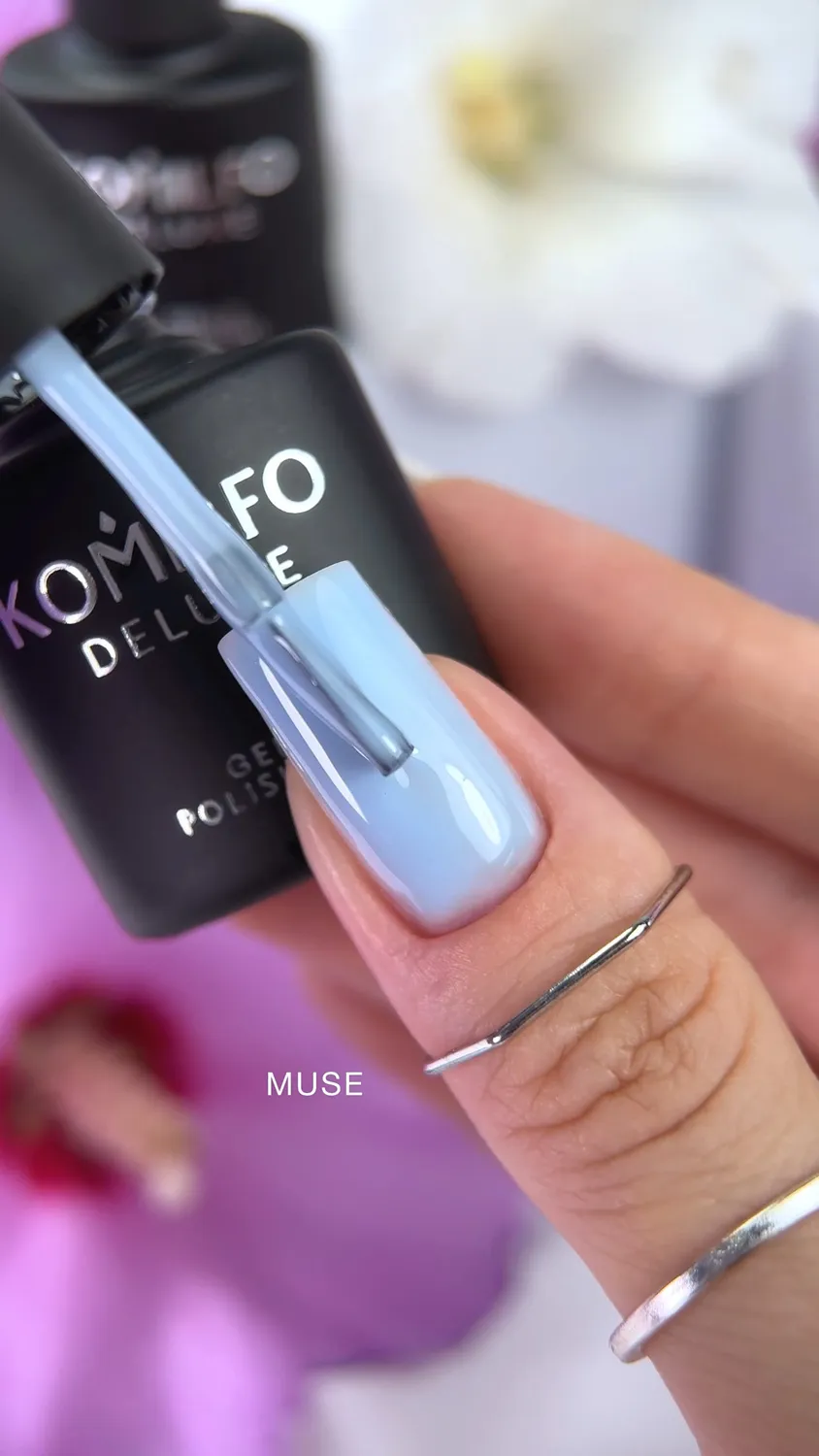 Komilfo Color Base Muse base colorata 8 ml senza HEMA