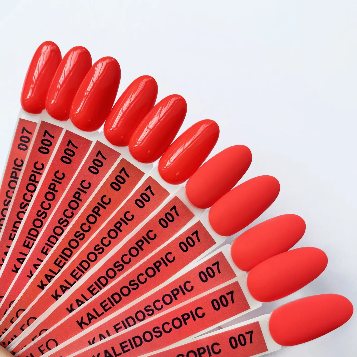 Komilfo Kaleidoscopic K007 smalto semipermanente 8 ml corallo neon