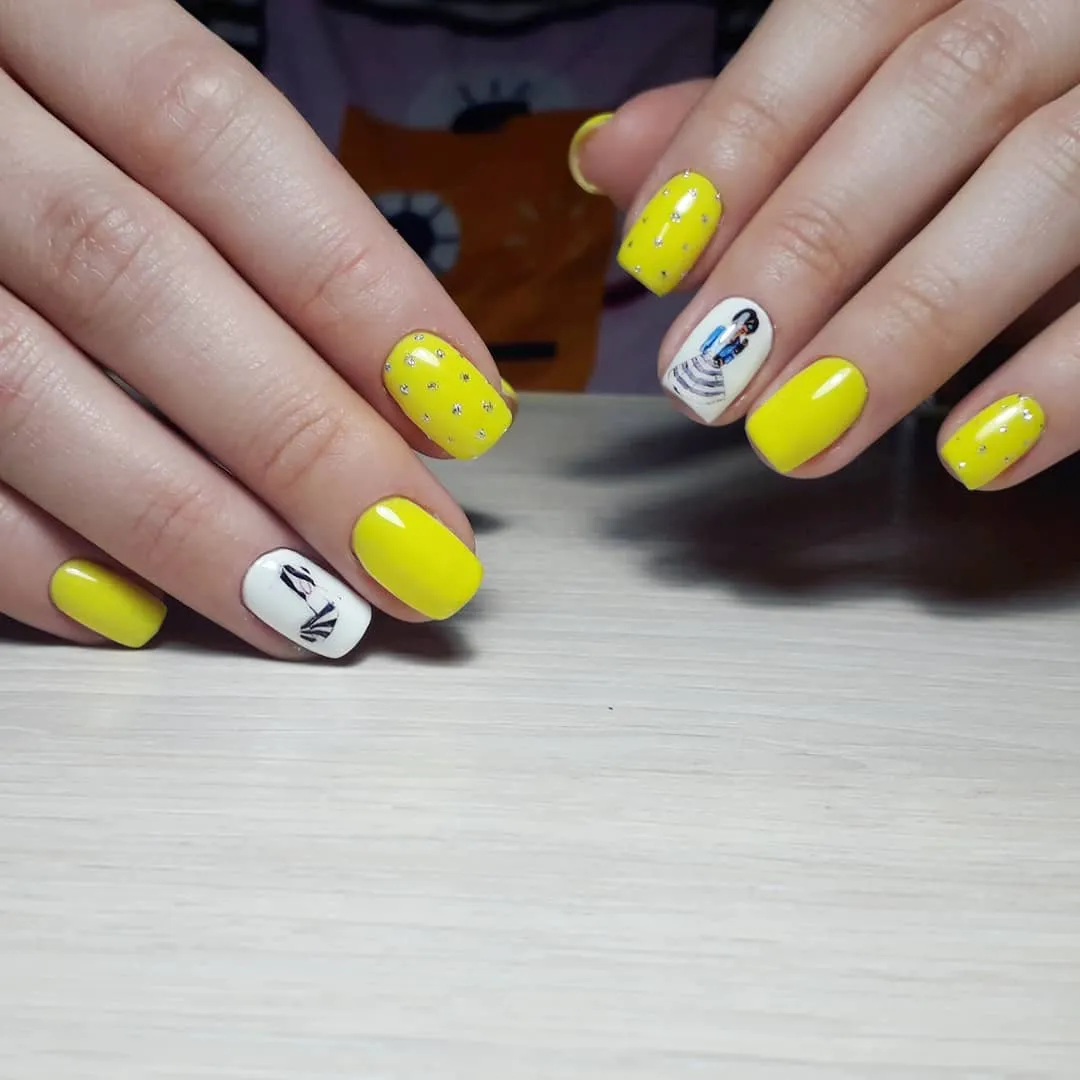 Komilfo Deluxe D269 smalto semipermanente giallo neon 8 ml