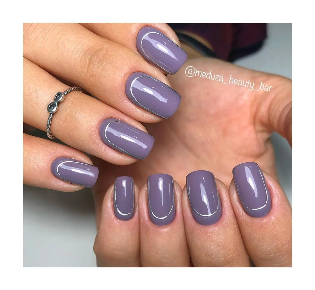 Komilfo Deluxe Series D065 smalto semipermanente 8 ml grigio lilla scuro