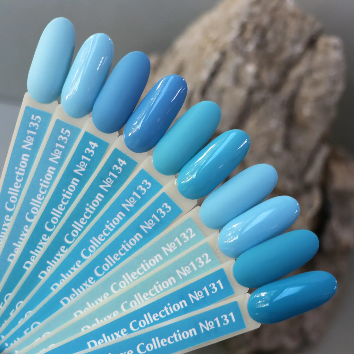 Komilfo Deluxe D134 smalto semipermanente 8 ml blu scuro