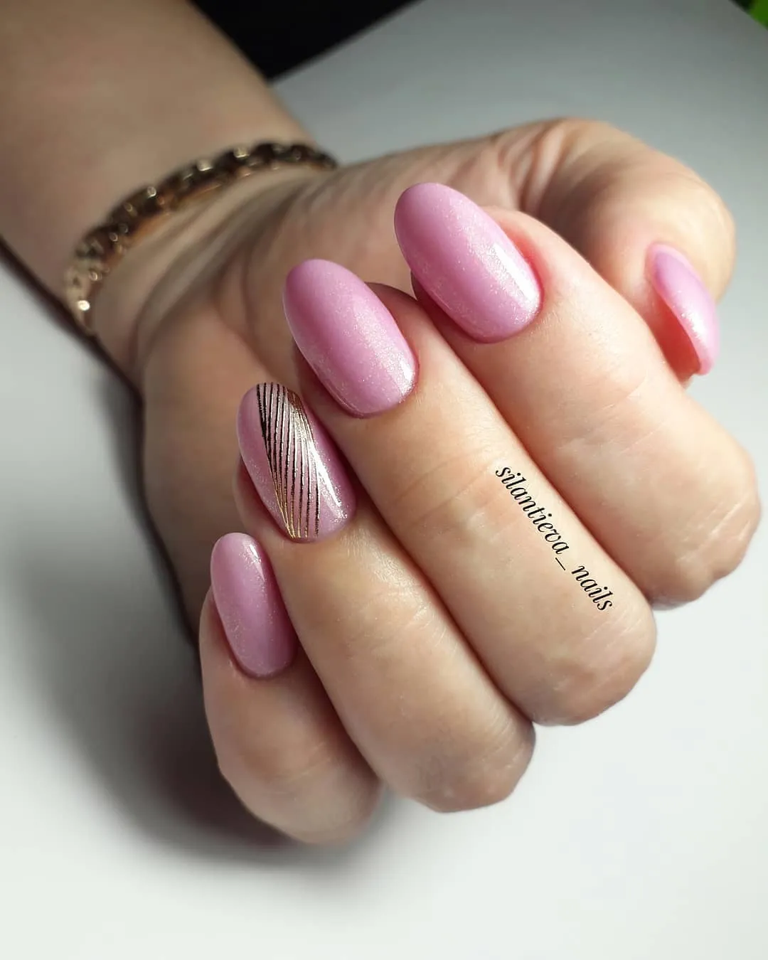 Komilfo Deluxe D044 smalto semipermanente 8 ml lilla shimmer