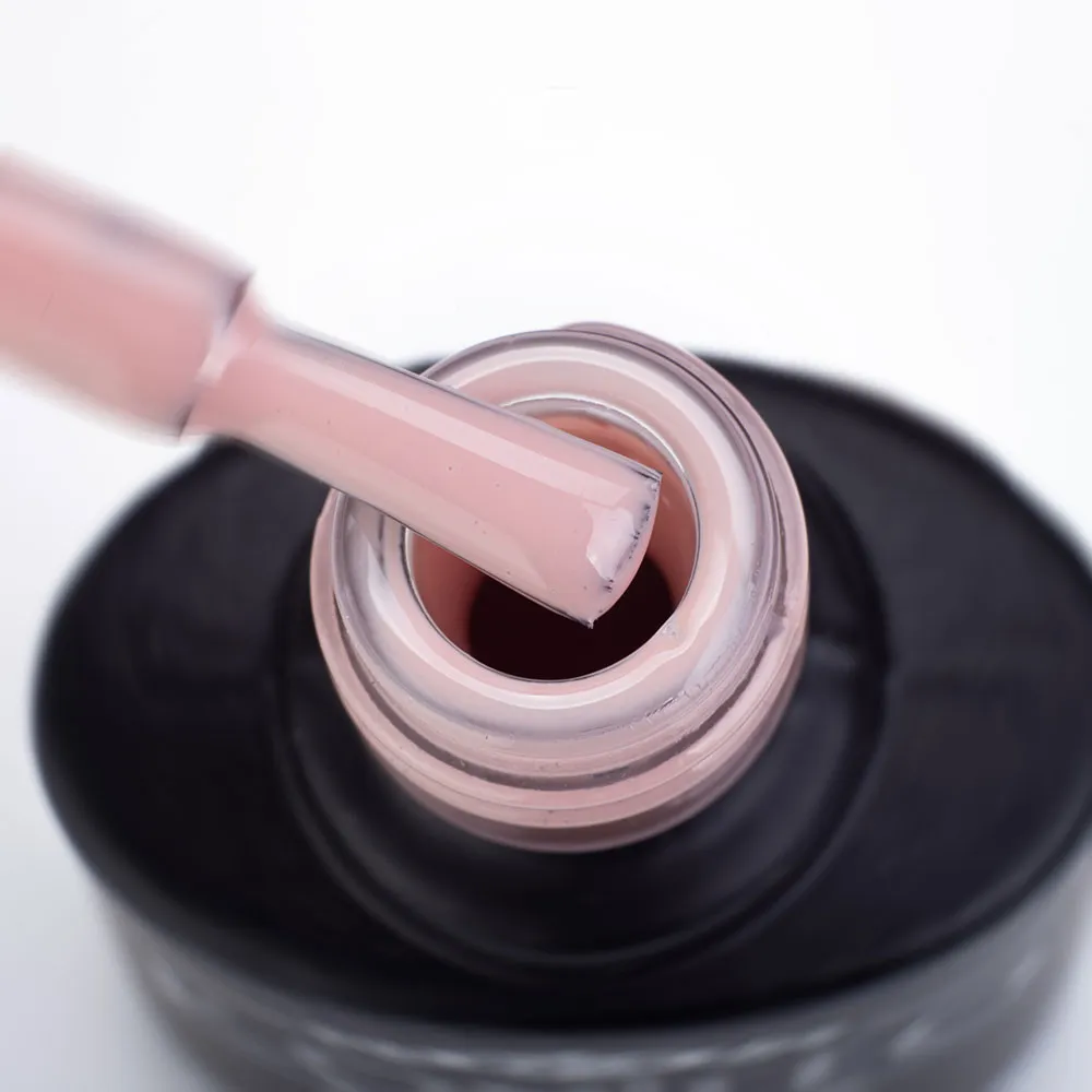 Komilfo Deluxe D204 smalto semipermanente 8 ml rosa beige