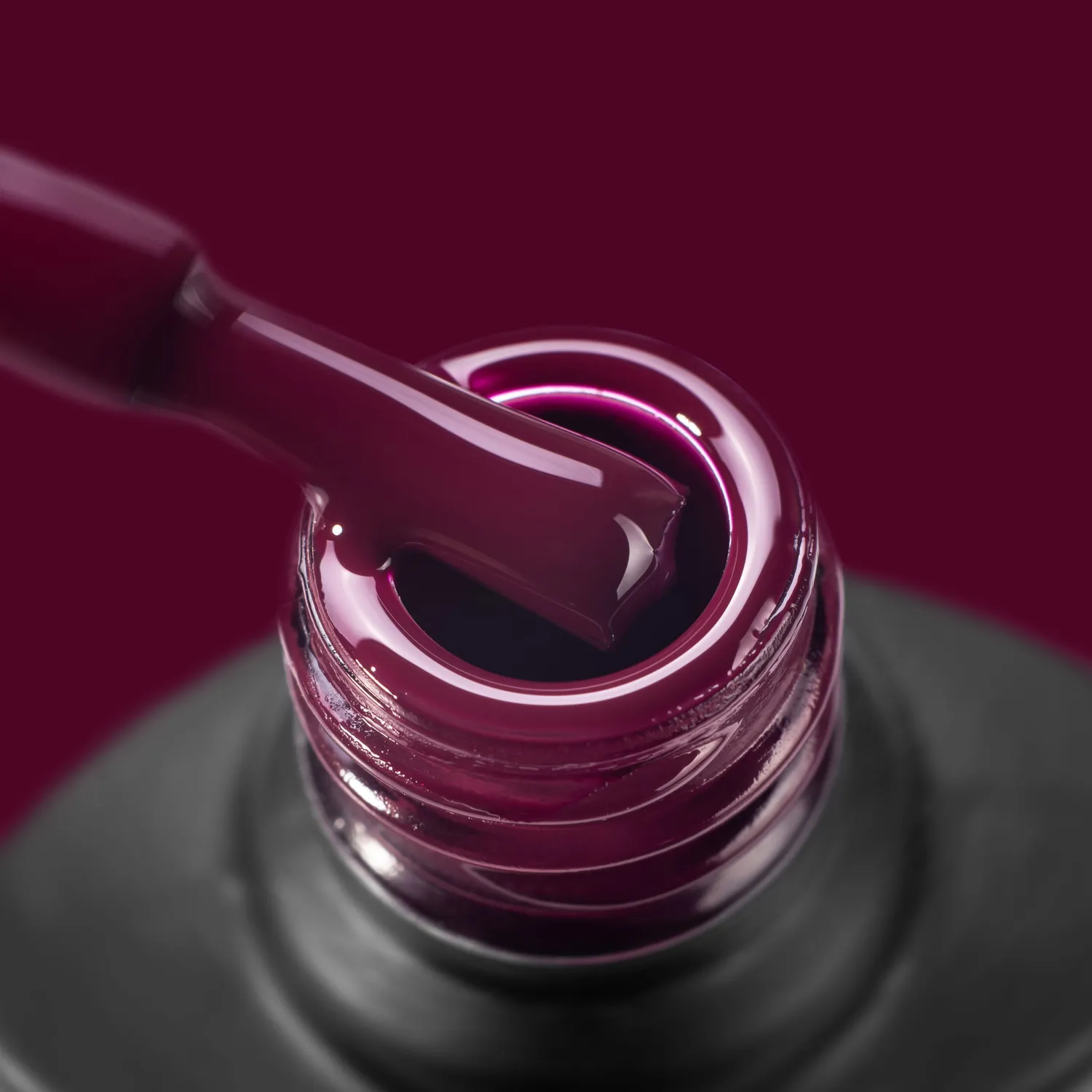 Komilfo Deluxe D100 smalto gel 8 ml senza HEMA/TPO