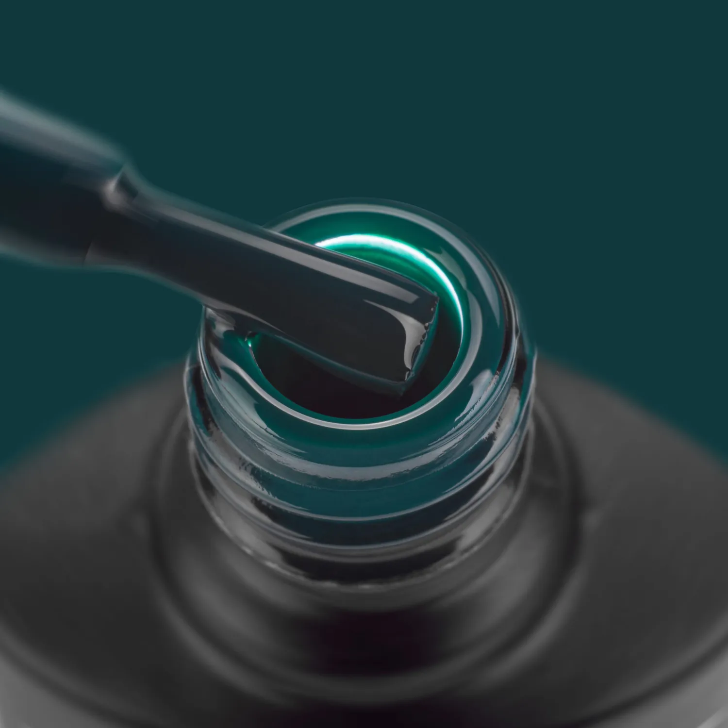 Komilfo Deluxe Series D153 smalto gel 8 ml senza HEMA/TPO