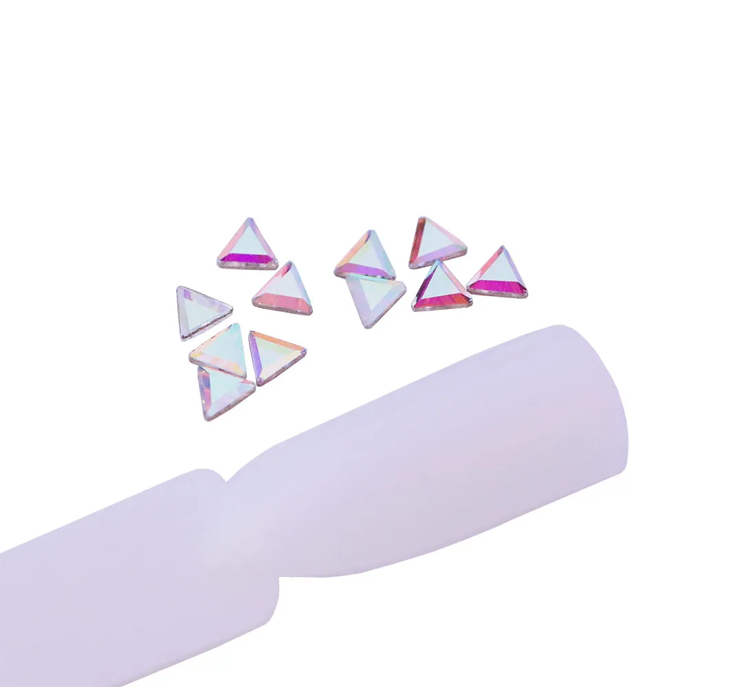 Komilfo Triangle strass unghie 3x3 mm Crystal AB 10 pz