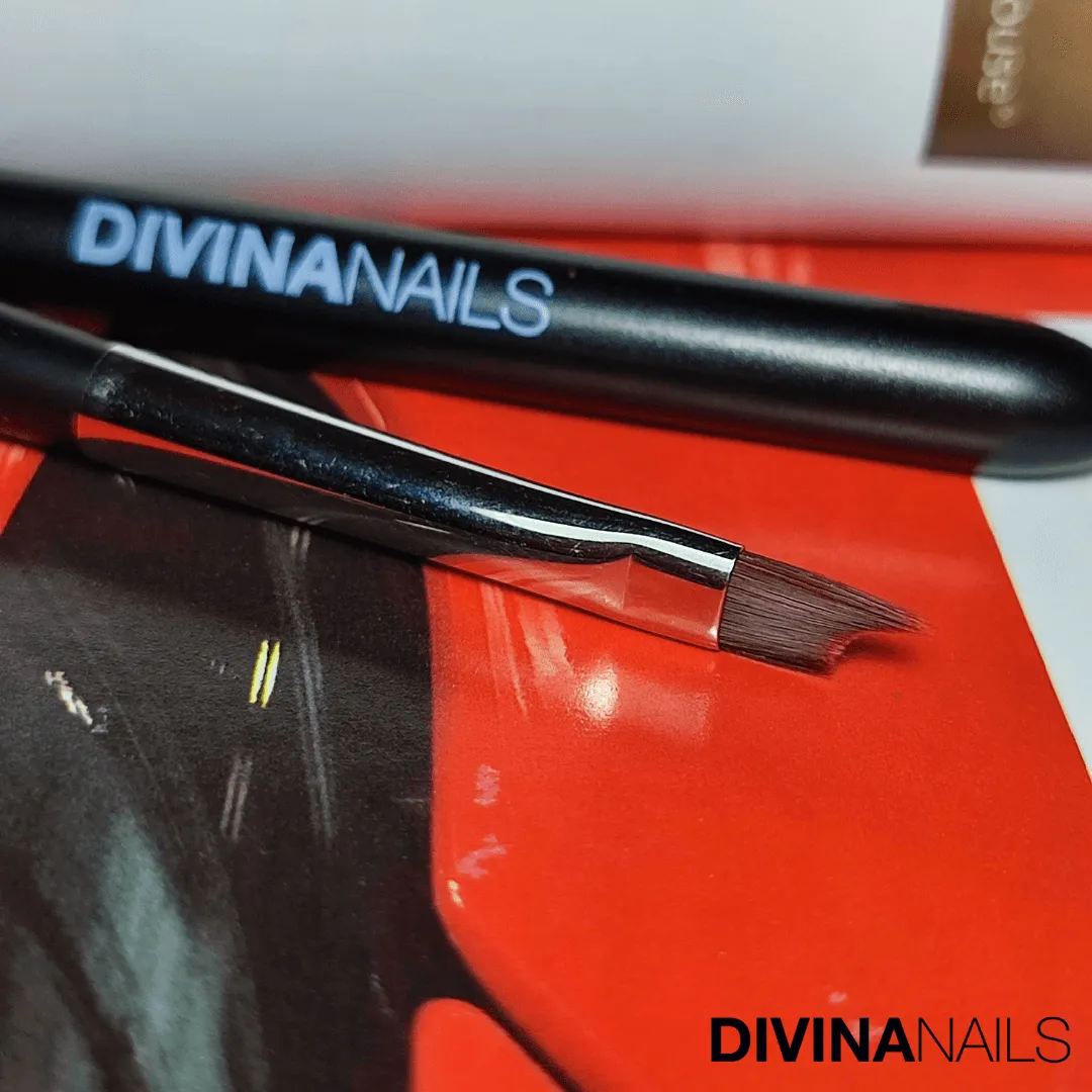 Diva Nails N9851N4 N.4 Pennello Mezzaluna Nail Art Smile