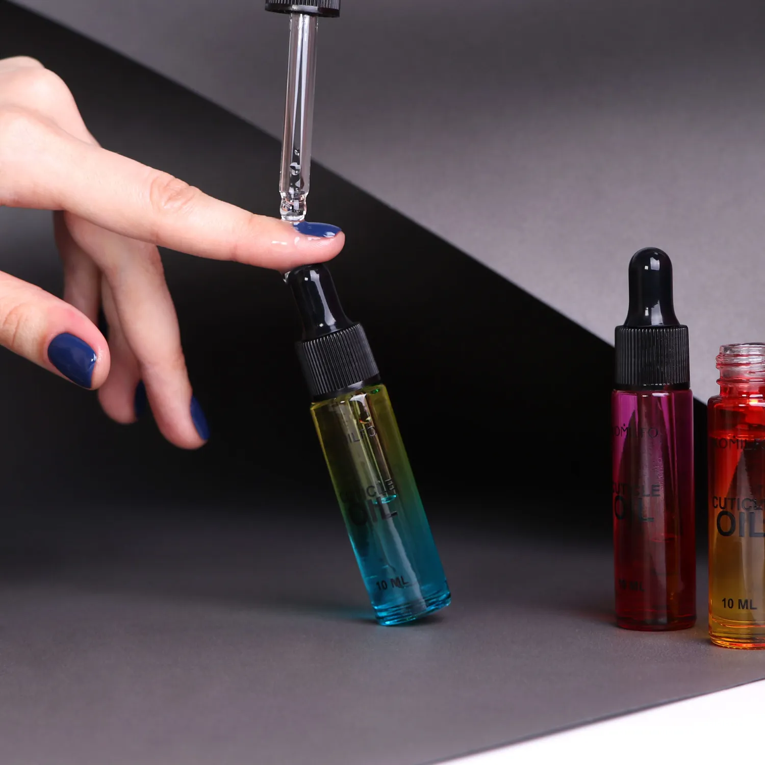 Komilfo olio cuticole Uva 10 ml con contagocce nutriente