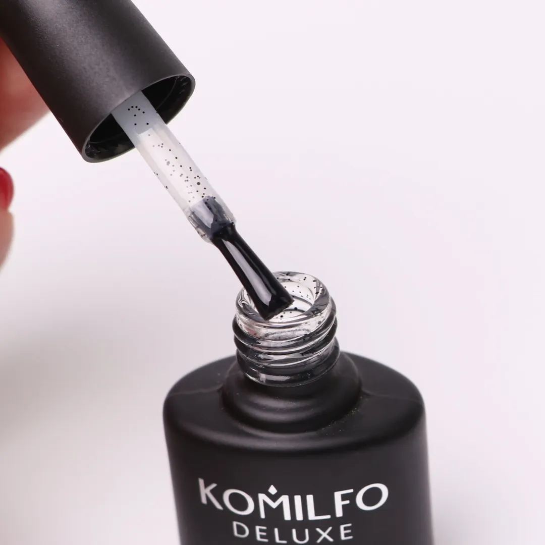 Komilfo No Wipe Dragon Top semipermanente 8 ml puntinato
