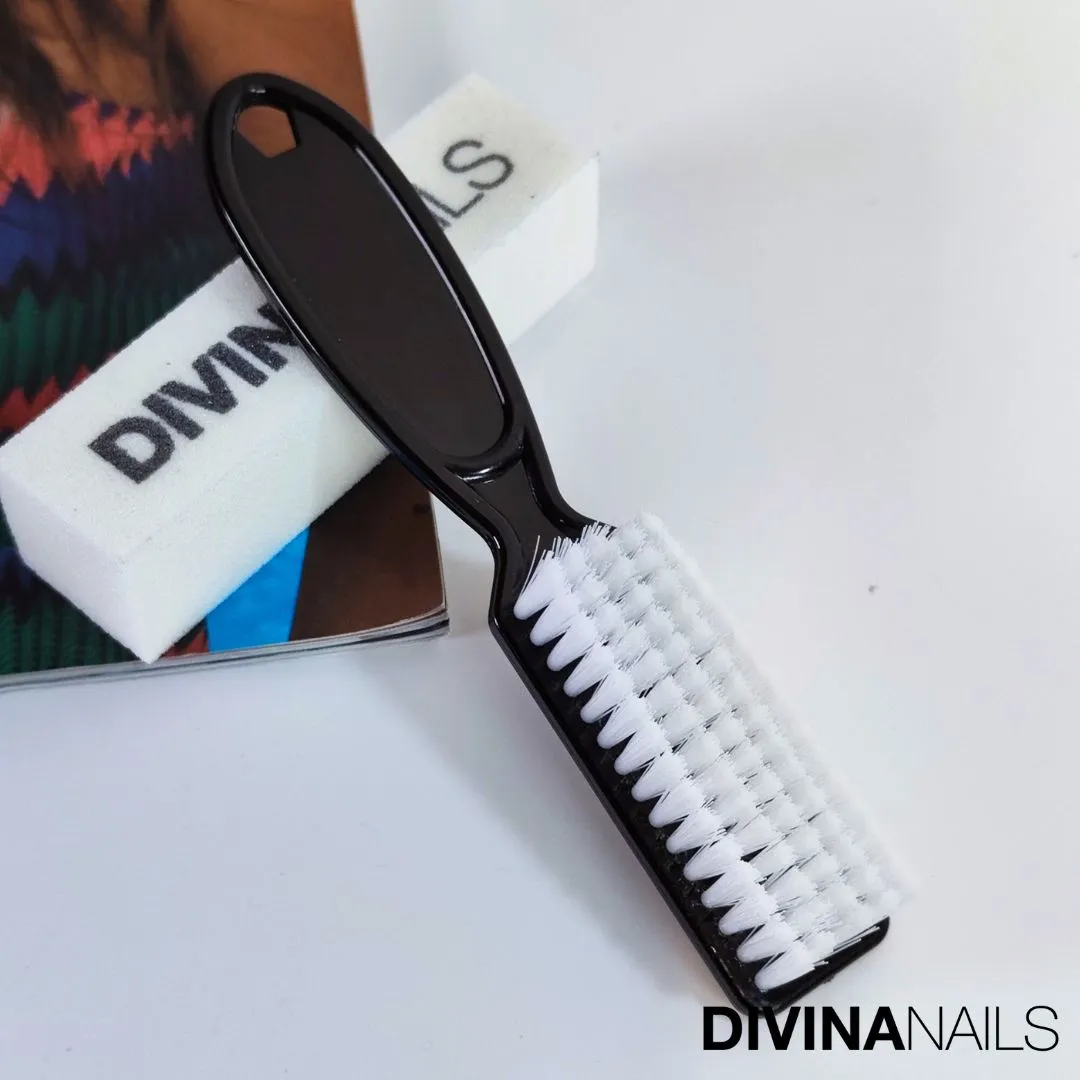 Diva Nails Spazzola Lunga Unghie manicure pedicure setole morbide