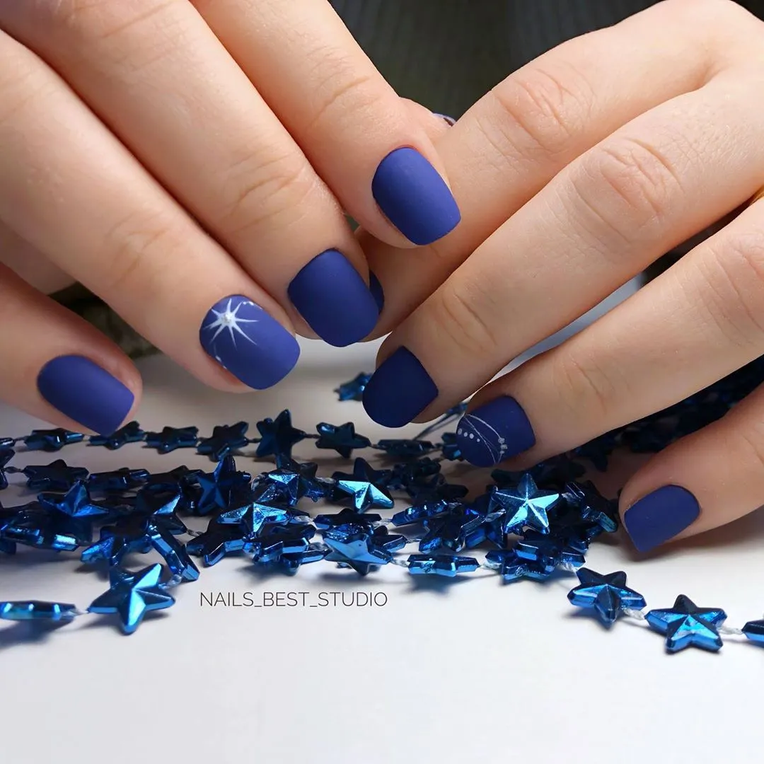 Komilfo Deluxe D221 smalto semipermanente 8 ml blu jeans