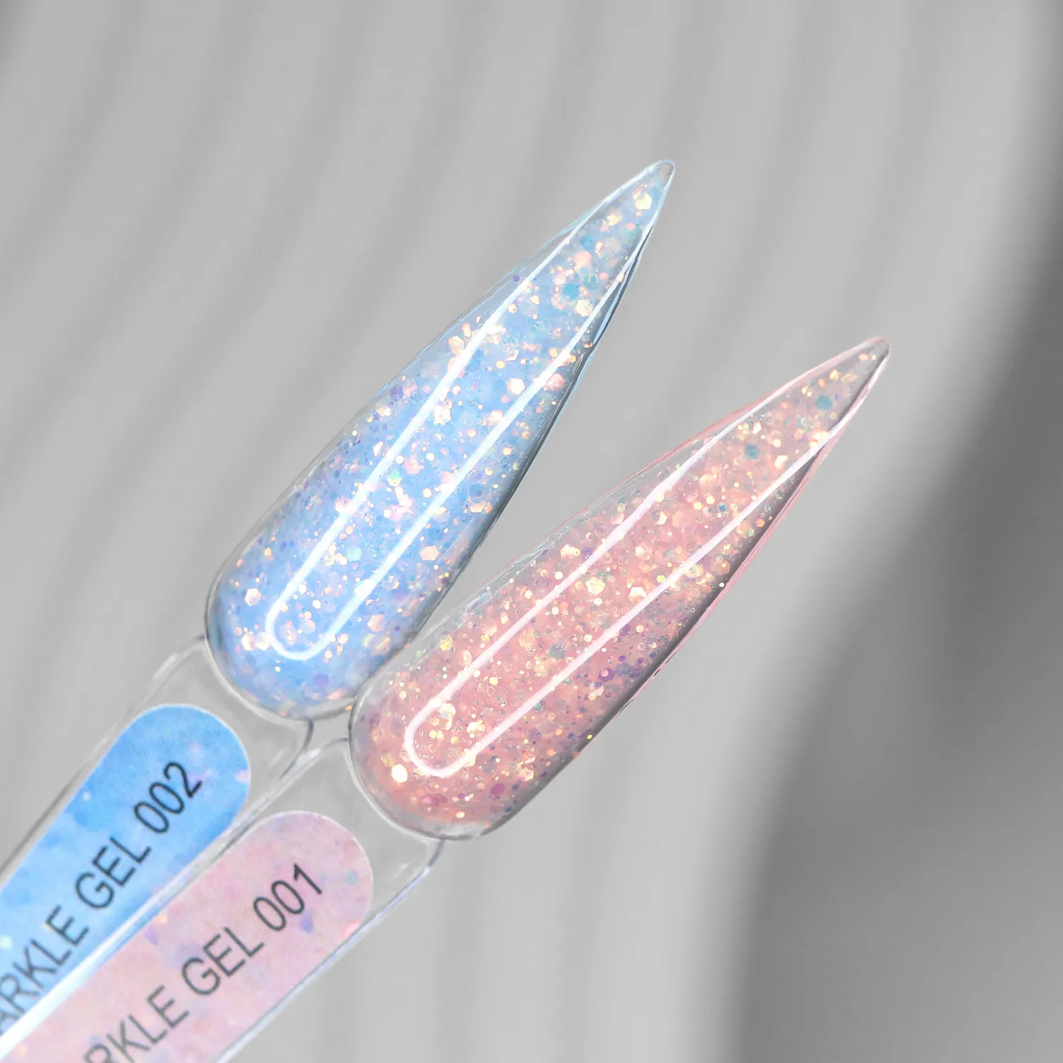 Komilfo Sparkle Gel 002 gel unghie 15 g blu glitter