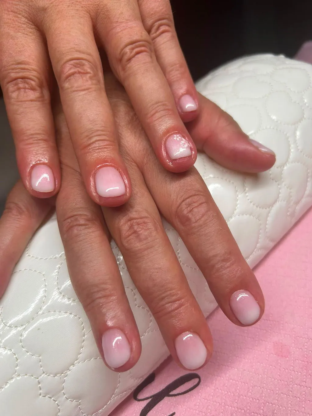 Divina Nails The Rubber Base Pearl Pink base rubber 15ml