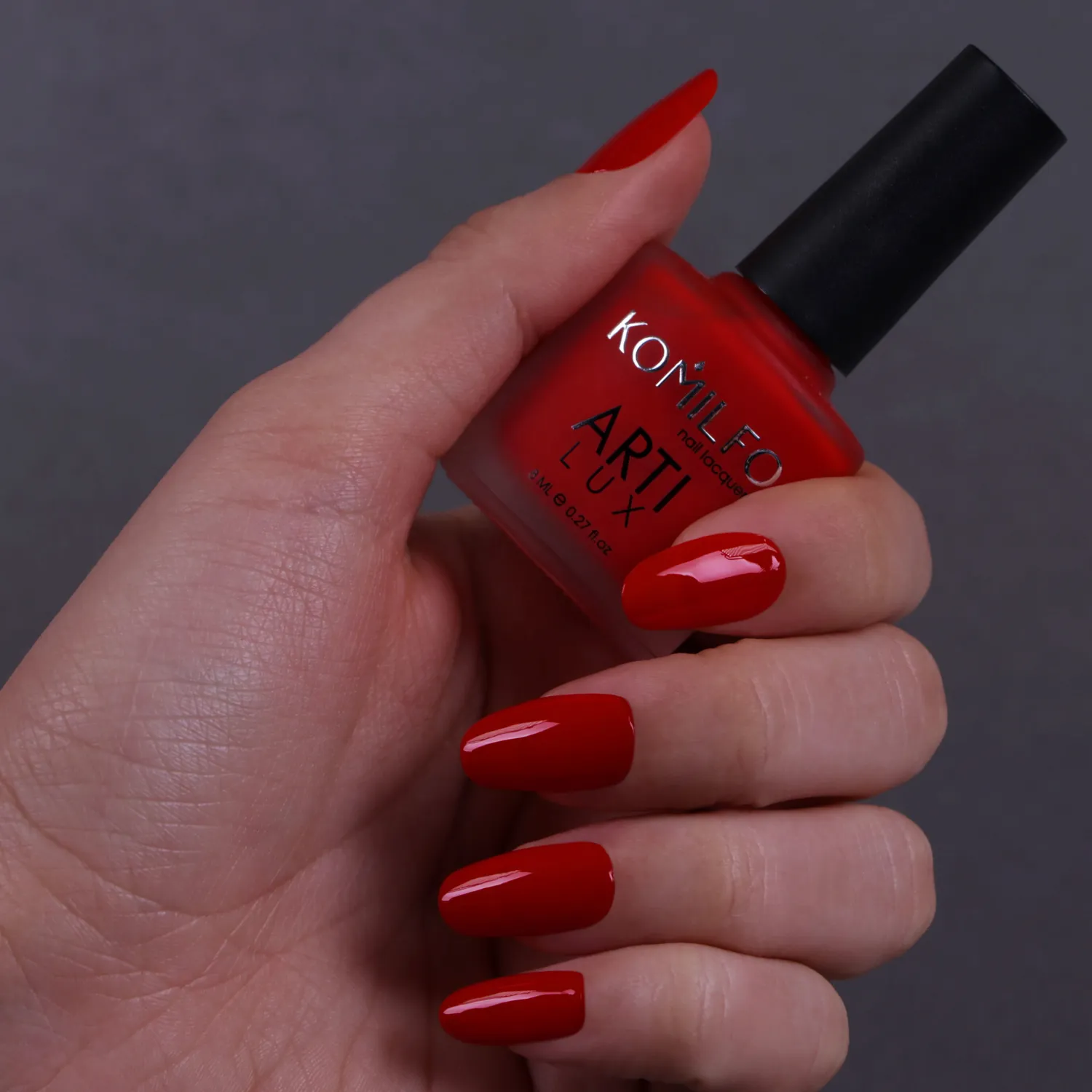 Komilfo ArtiLux 022 smalto rosso classico 8 ml