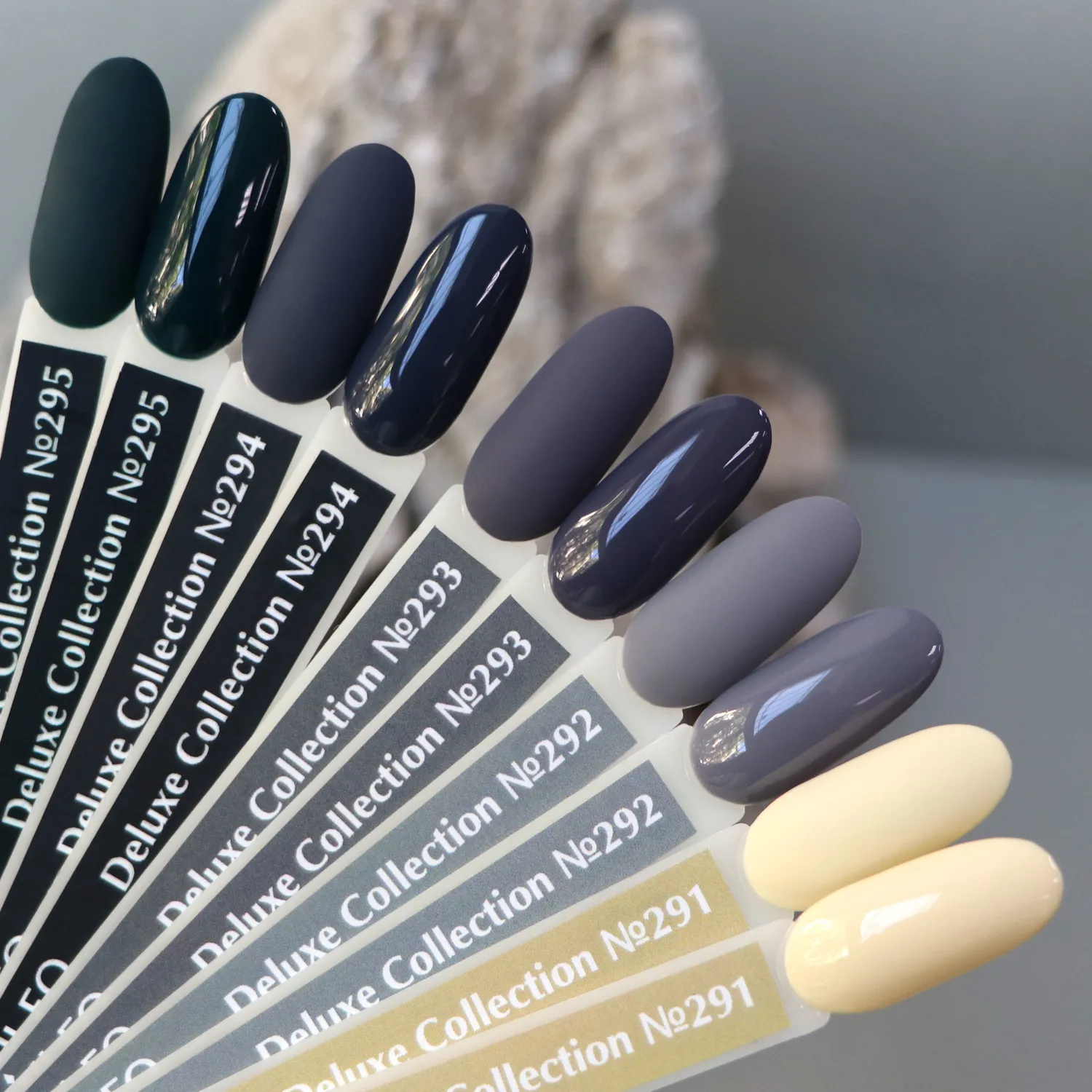 Komilfo Deluxe Dusk D294 smalto 8 ml grigio blu smalto