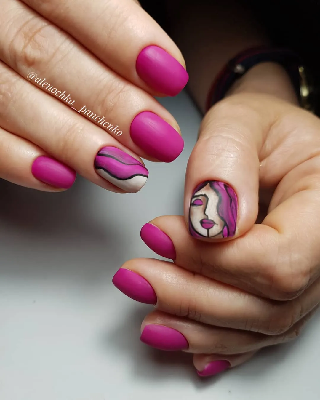 Komilfo Deluxe D244 smalto 8 ml fucsia