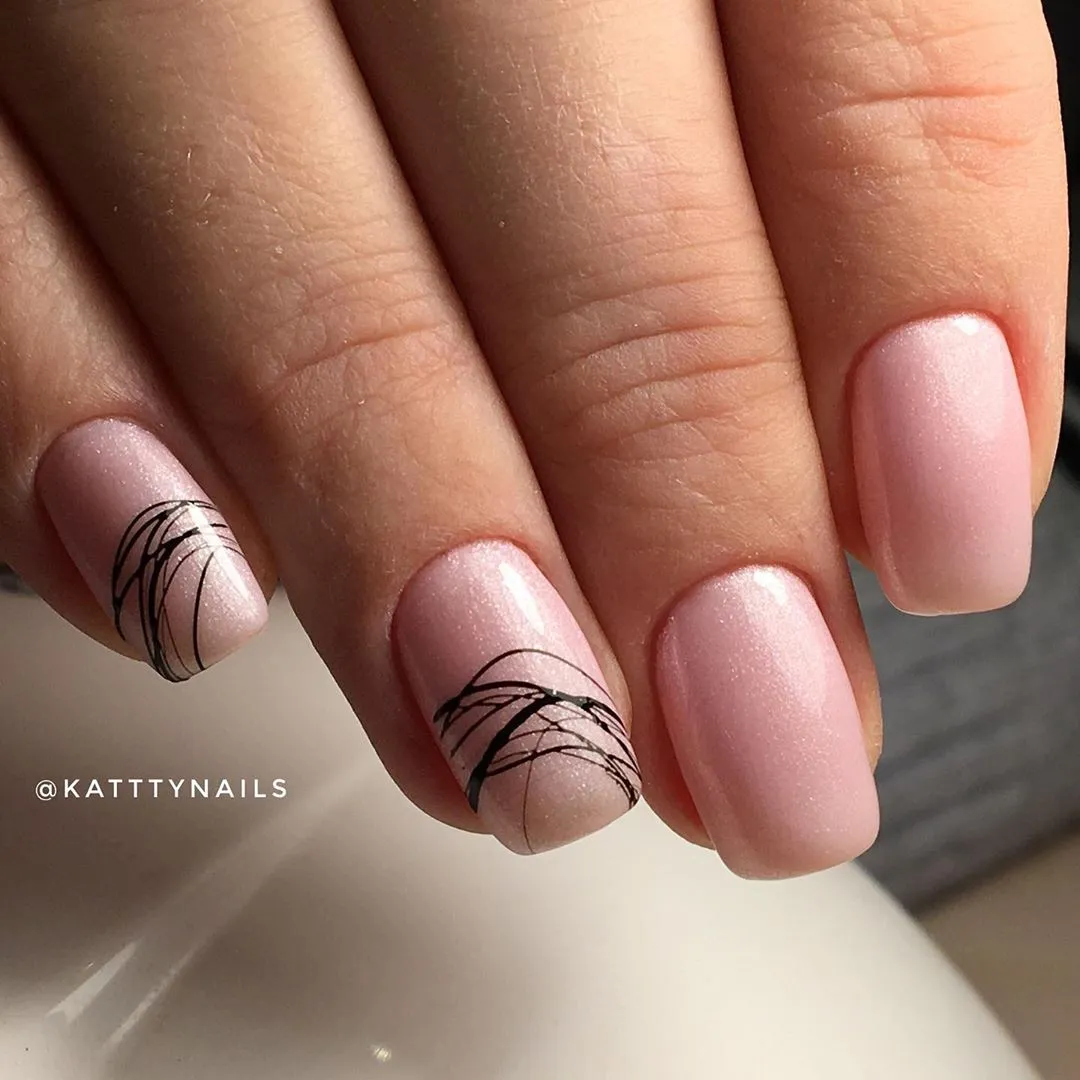 Komilfo Deluxe D030 smalto semipermanente rosa beige shimmer 8 ml