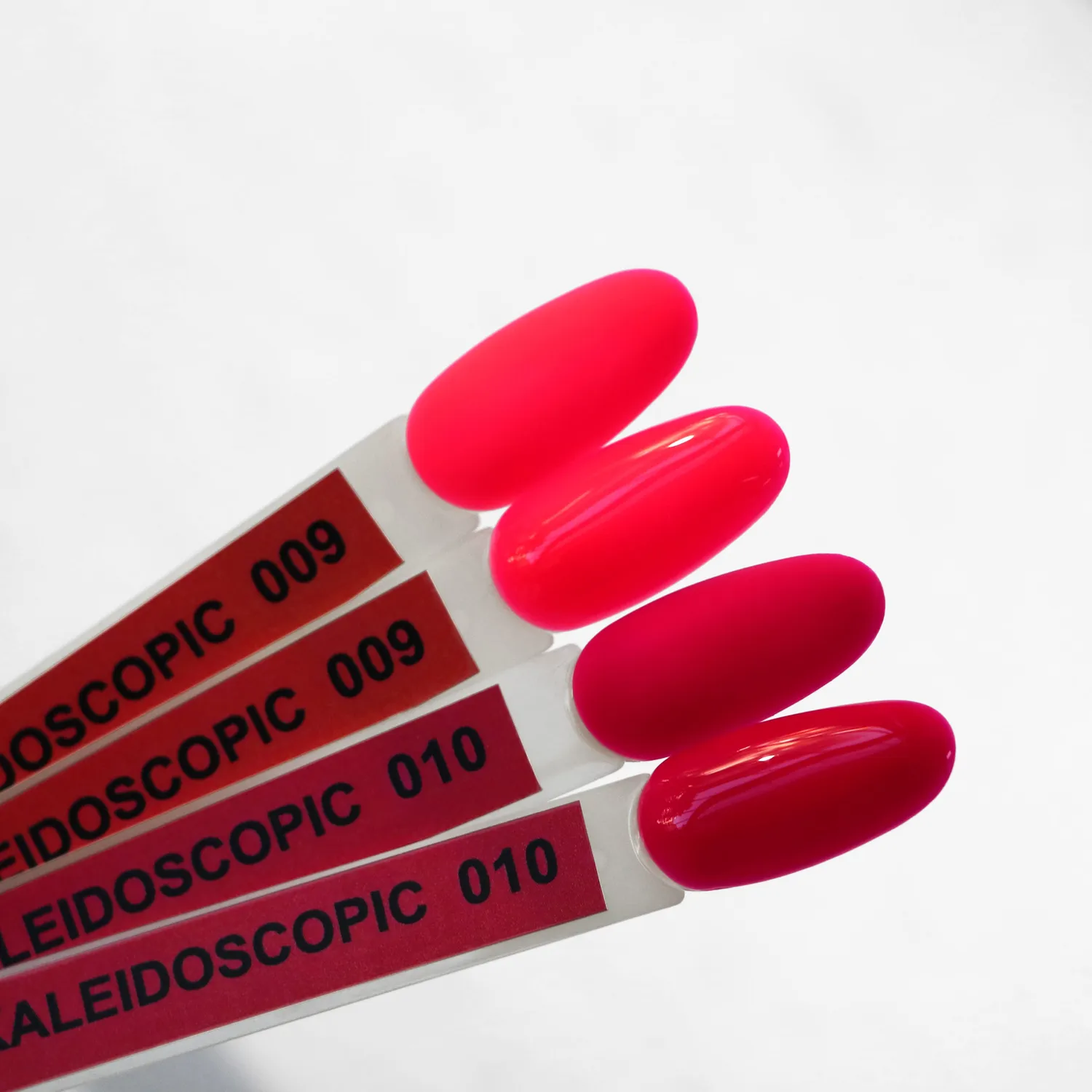 Komilfo Kaleidoscopic K009 smalto semipermanente rosa neon 8 ml