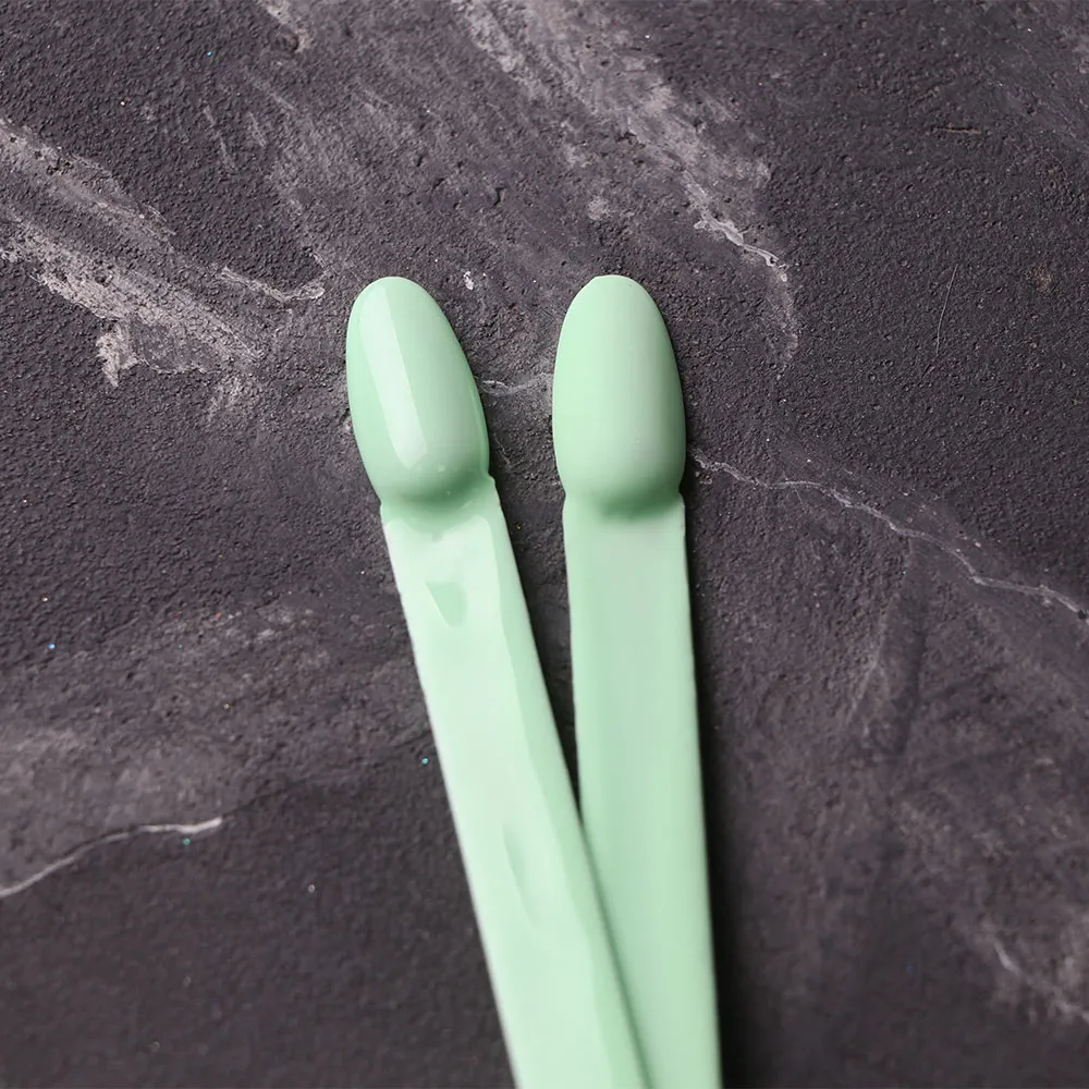 Komilfo Deluxe D192 semipermanente verde pastello 8 ml