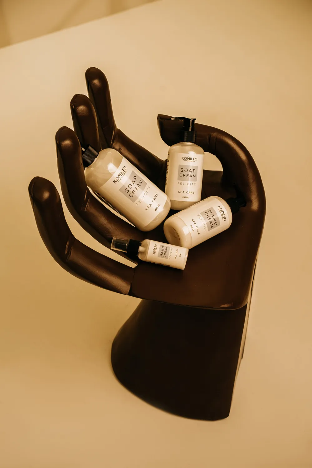 Komilfo Spa Care Felicity crema mani idratante 480 ml