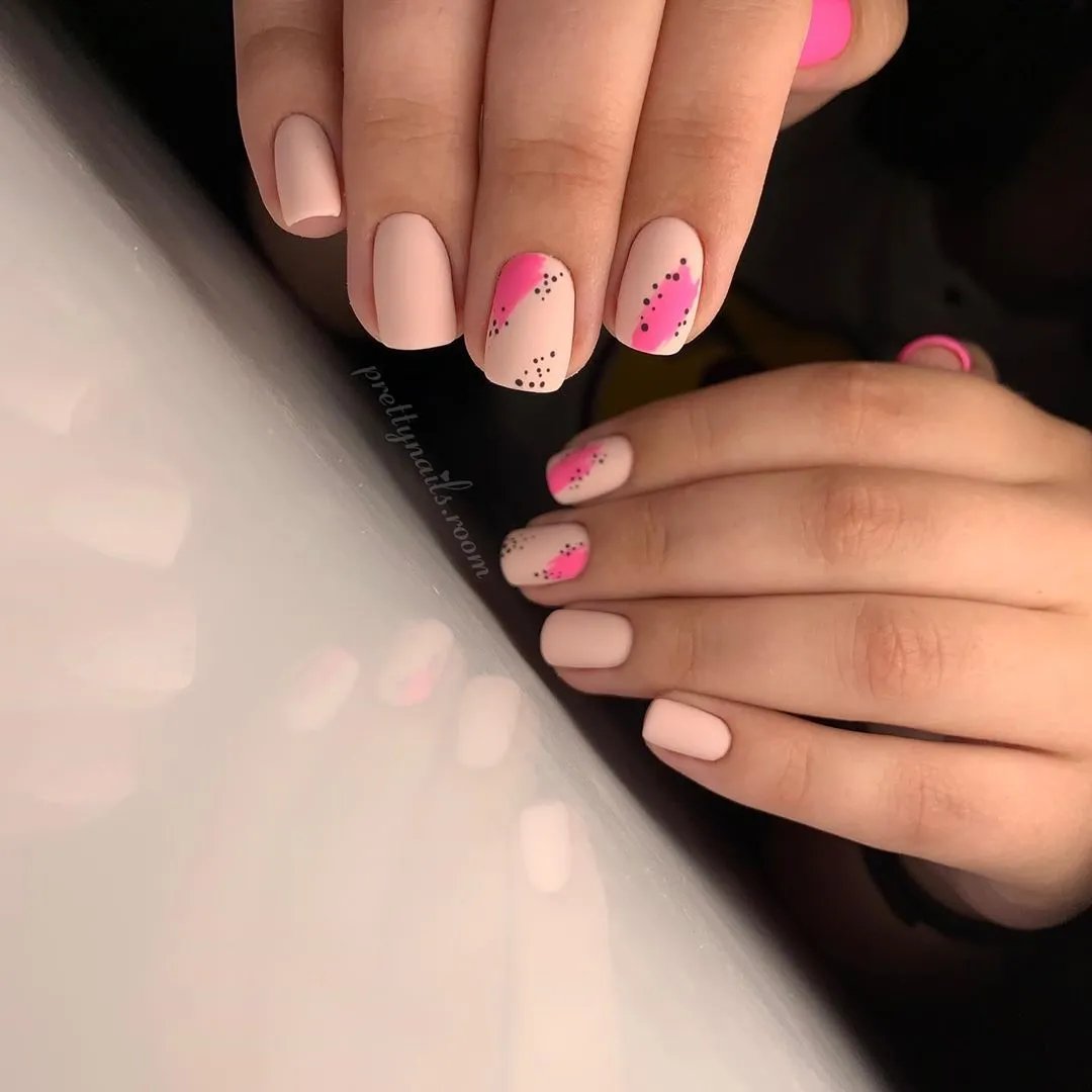 Komilfo Deluxe Series D175 smalto semipermanente 8 ml rosa coprente