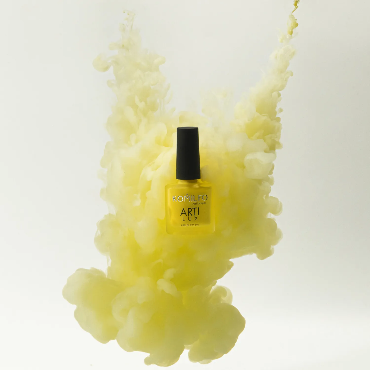 Komilfo ArtiLux 034 smalto giallo 8 ml coprente